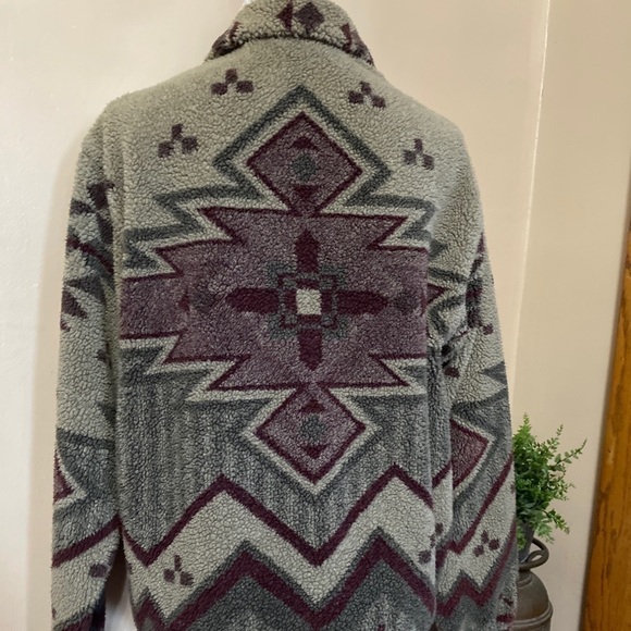 Vintage Rare Woolrich Sm. Aztec Wool Jacket USA - Picture 3 of 11